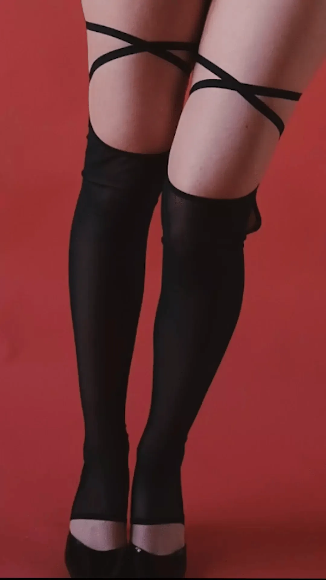 Bea cut-out stockings set