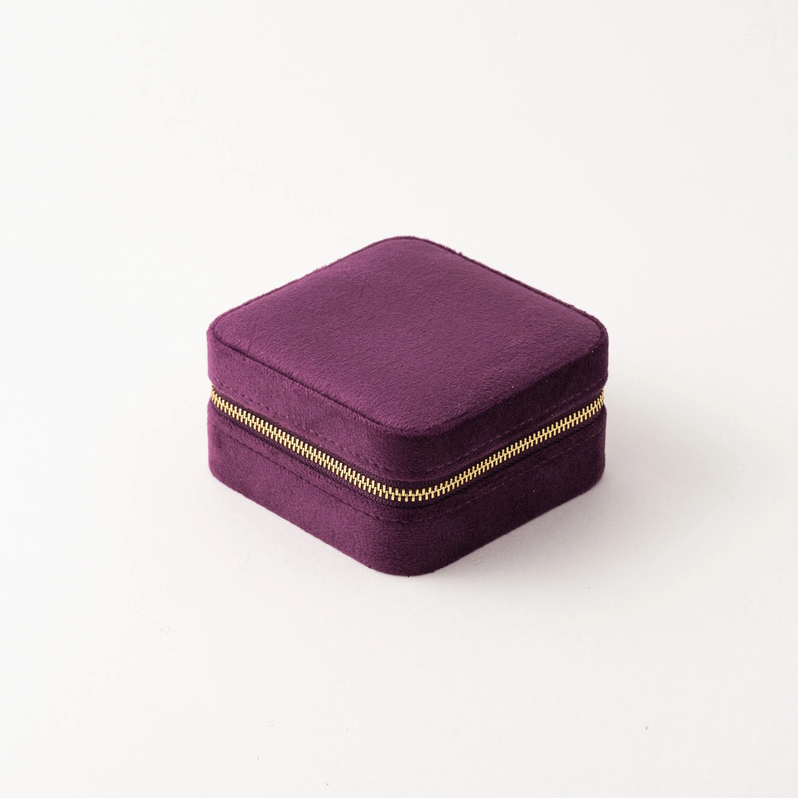 Bon Voyage Square Travel Case Amethyst