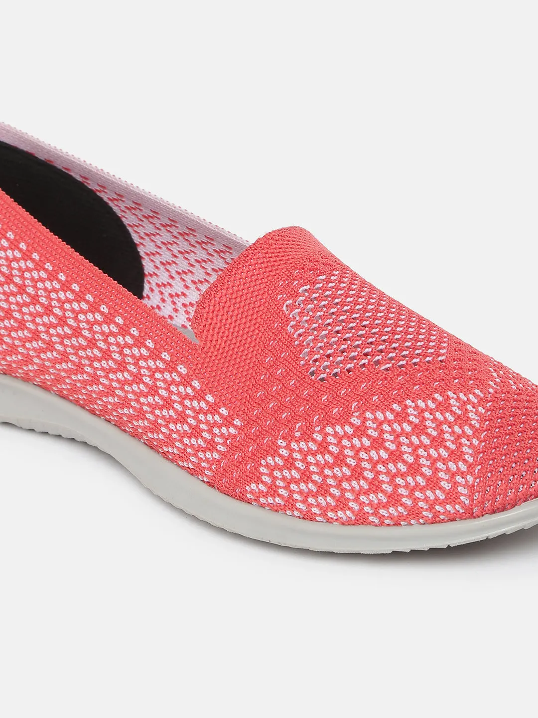 Flat Ballerinas in Woven Design