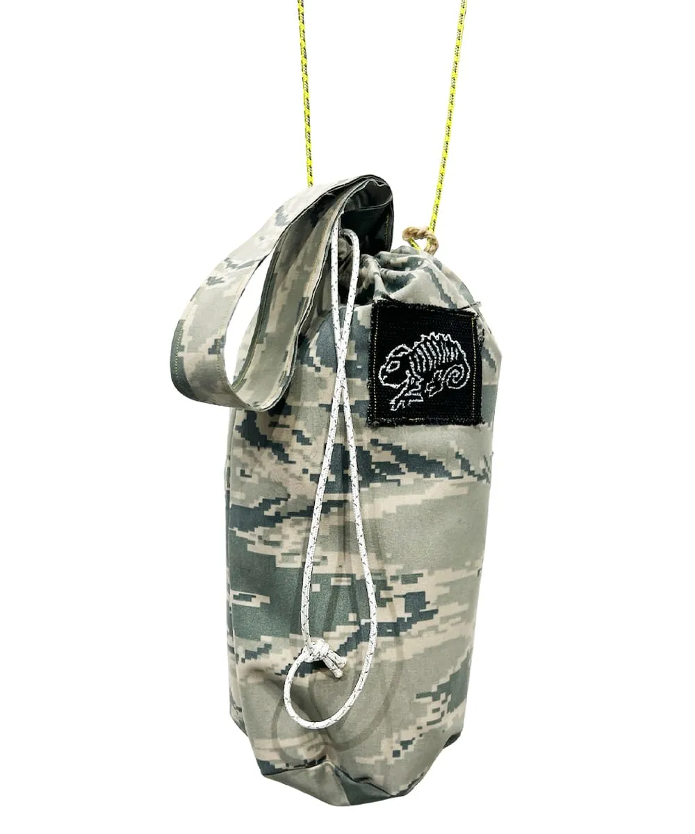 if space - bottle bag GORE-TEX CAMO with shoulder