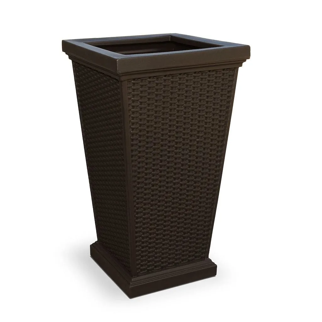 Mayne Wellington Tall Planter