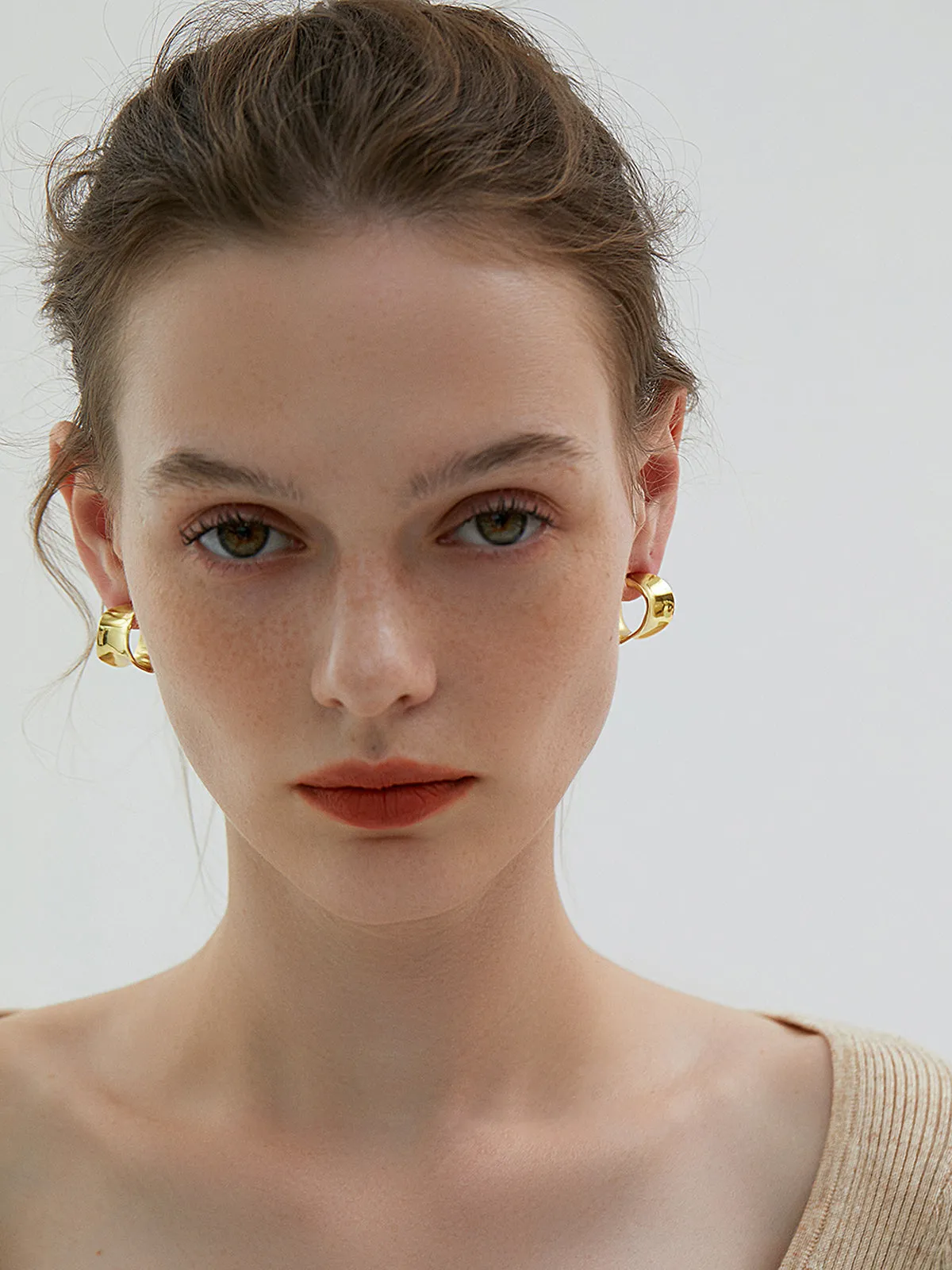 Olina Charming Earrings