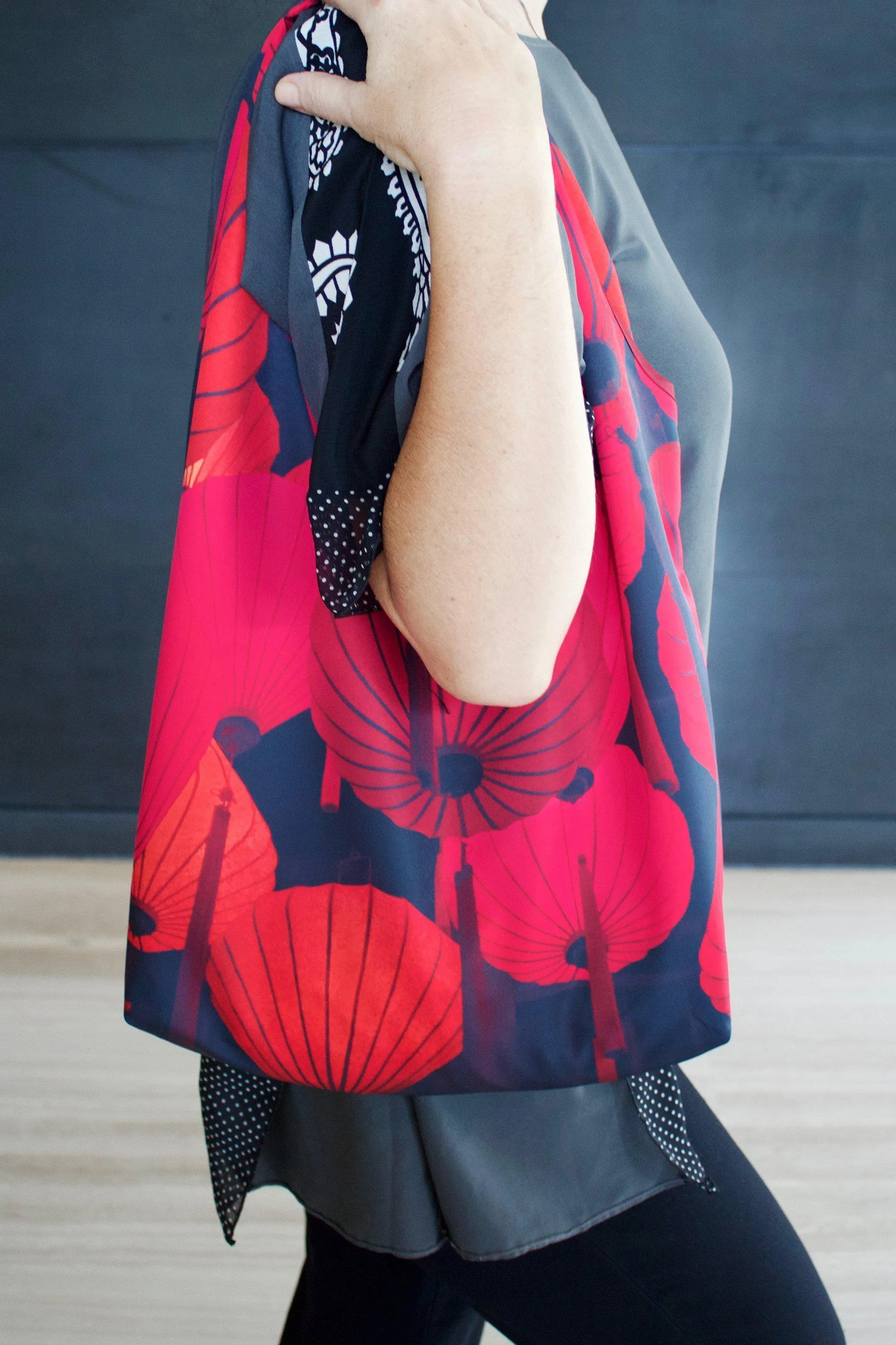 Red Lantern Foldable Tote Bag