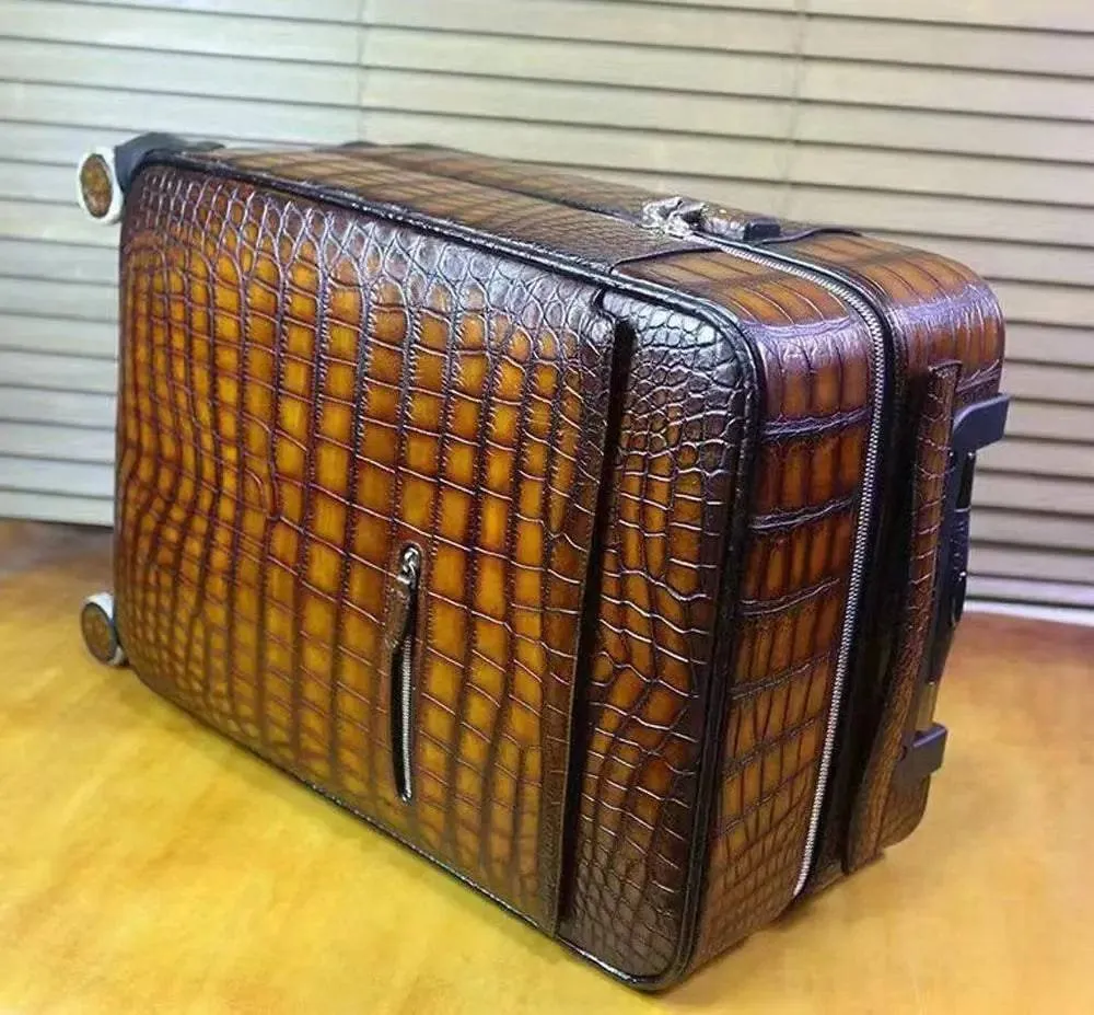 Retro  Brown Crocodile  Leather Trolley/Roll Aboard Suitcase Weekend/Travel Bag Trolley Case Universal Wheels 20-Inch