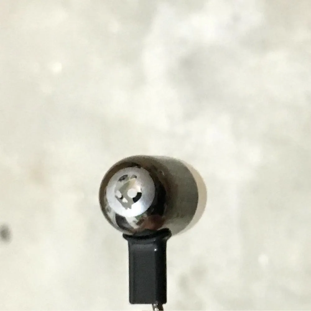 Shoppy Silver Lightweight Earphones